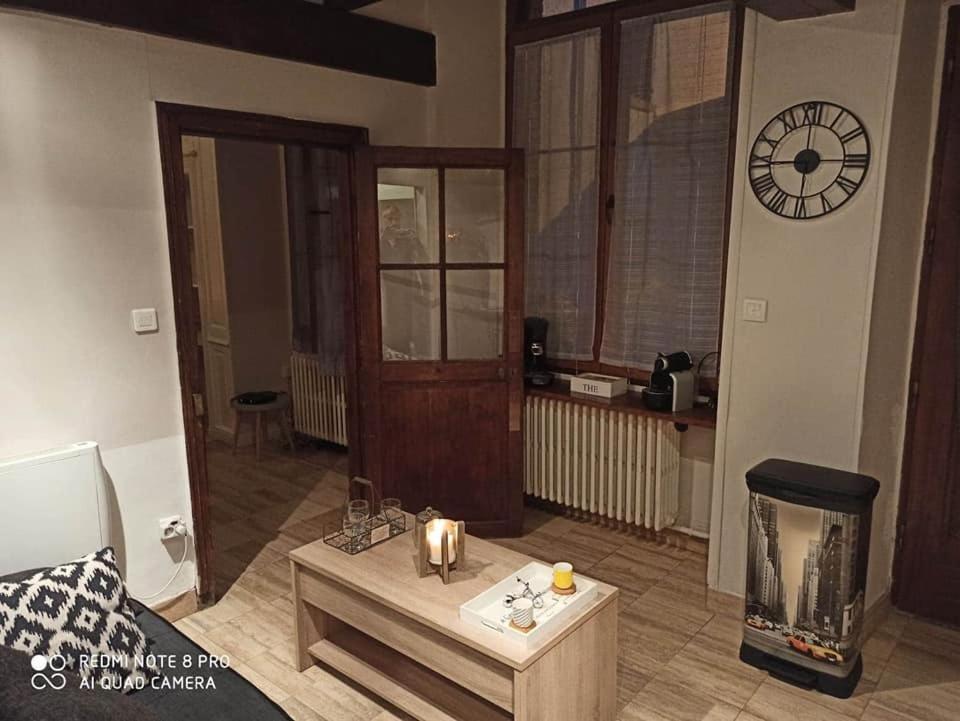 CumieresBulles & Breakfastアパートメント エクステリア 写真